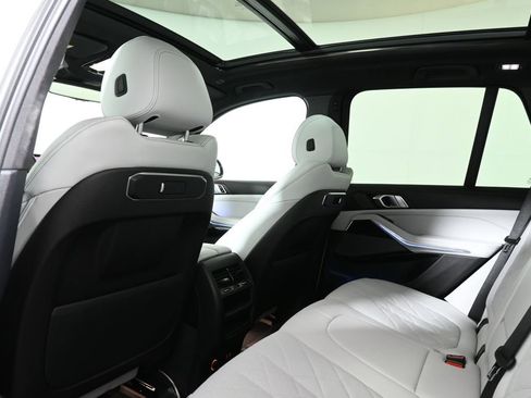 Certified 2024 BMW X5 xDrive40i w/ M Sport Package image 31