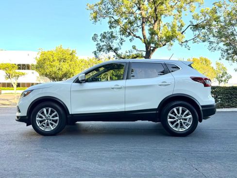 Used 2020 Nissan Rogue Sport S w/ Appearance Package FWD image 7