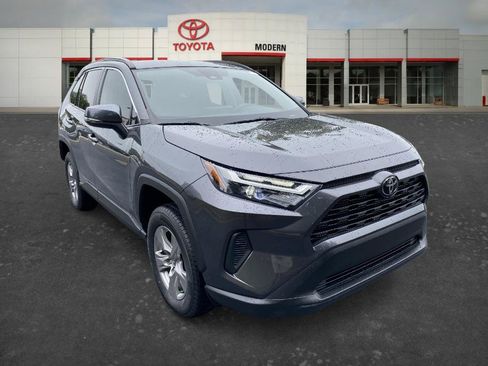 Certified 2023 Toyota RAV4 XLE w/ Convenience Package FWD image 3