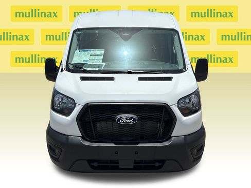 New 2026 Ford Transit 250 148 Medium Roof RWD image 15
