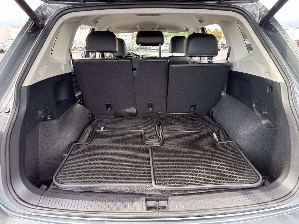 Certified 2024 Volkswagen Tiguan SE w/ MDO Package, Two-Row AWD/4WD image 27