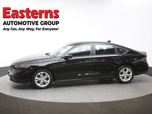 Used 2025 Honda Accord LX image 59