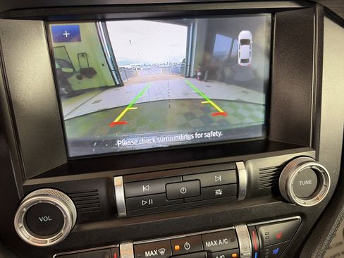 Used 2022 Ford Mustang Premium image 17