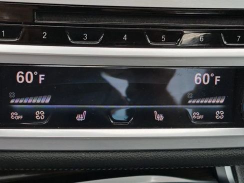 Used 2018 BMW 740i RWD image 33