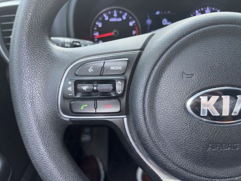 Used 2019 Kia Sportage LX AWD/4WD image 19