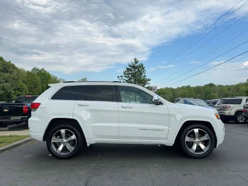Used 2015 Jeep Grand Cherokee Limited w/ Luxury Group II AWD/4WD image 4