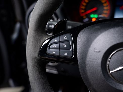 Used 2018 Mercedes-Benz AMG GT R w/ Convenience Package image 47