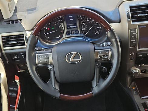 Used 2019 Lexus GX 460 Premium AWD/4WD image 29