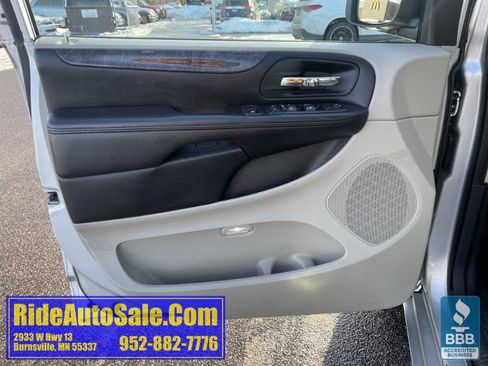 Used 2011 Dodge Grand Caravan Mainstreet w/ PWR Convenience Group image 9