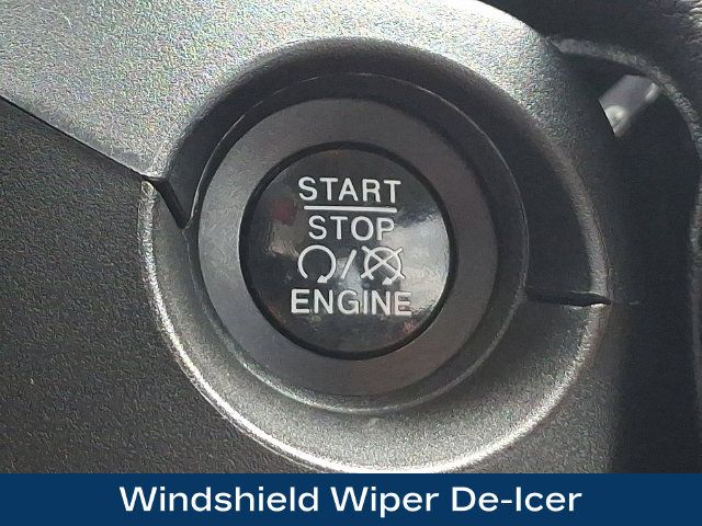 Used 2018 Jeep Compass Latitude w/ Popular Equipment Group AWD/4WD image 18