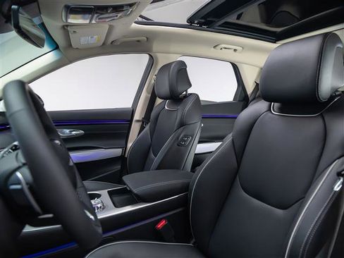 New 2026 Genesis GV70 2.5T Advanced image 19