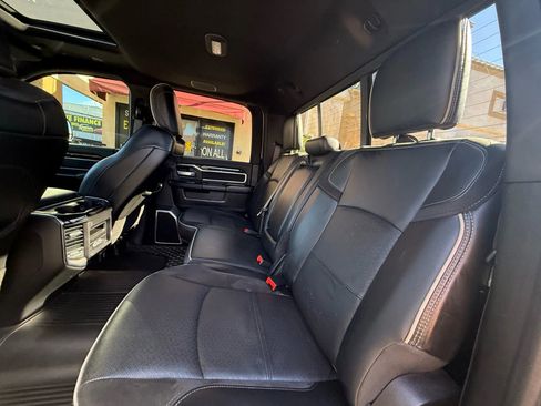 Used 2019 RAM 2500 Laramie image 18