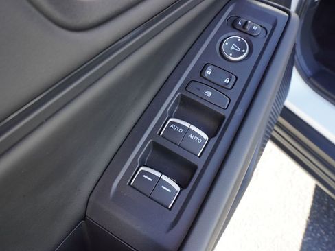 Used 2025 Honda Accord SE image 16