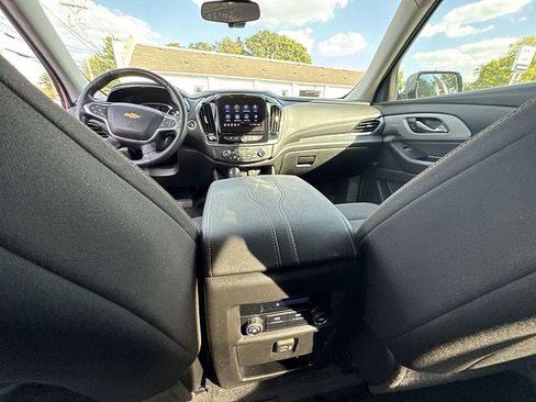 Certified 2020 Chevrolet Traverse LT image 18