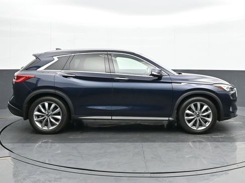 Used 2021 INFINITI QX50 Essential image 7