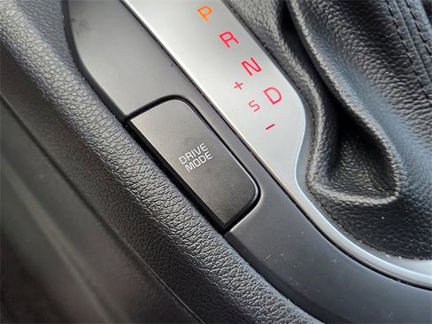 Used 2023 Kia Forte LXS w/ LXS Technology Package image 20