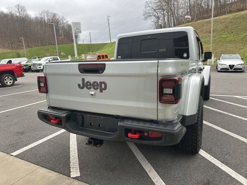 Used 2024 Jeep Gladiator Rubicon image 24