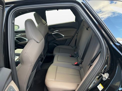 New 2025 Audi Q5 Premium Plus image 13