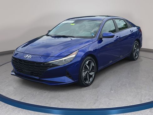 Used 2023 Hyundai Elantra SEL w/ Convenience Package FWD image 1