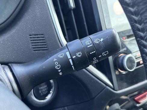 Used 2019 Subaru Forester Limited w/ Popular Package #3 image 17