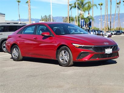 Used 2025 Hyundai Elantra SE