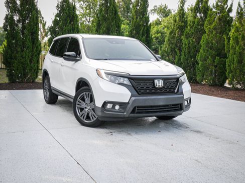Used 2021 Honda Passport EX-L image 2