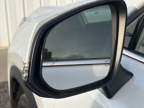 Used 2025 Toyota Grand Highlander Limited image 6