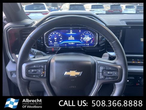 Used 2023 Chevrolet Silverado 1500 High Country w/ High Country Premium Package image 26