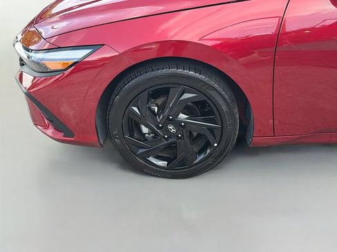Certified 2026 Hyundai Elantra Sport FWD image 29