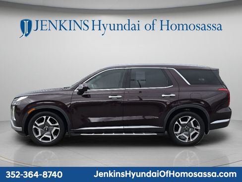 Used 2023 Hyundai Palisade Limited w/ Cargo Package FWD image 8