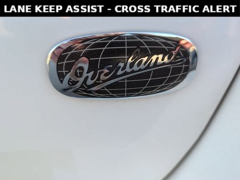 Used 2021 Jeep Grand Cherokee Overland image 5