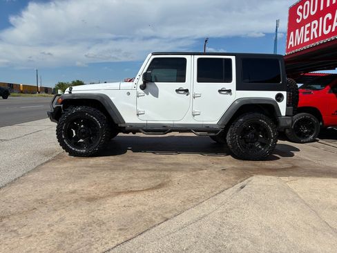 Used 2015 Jeep Wrangler Unlimited Sport w/ Quick Order Package 24S AWD/4WD image 6