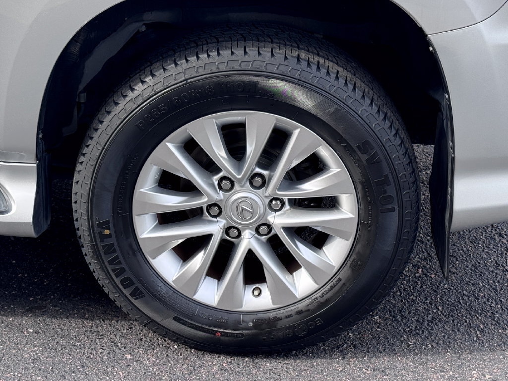 Used 2019 Lexus GX 460 Premium w/ Premium Package AWD/4WD image 15