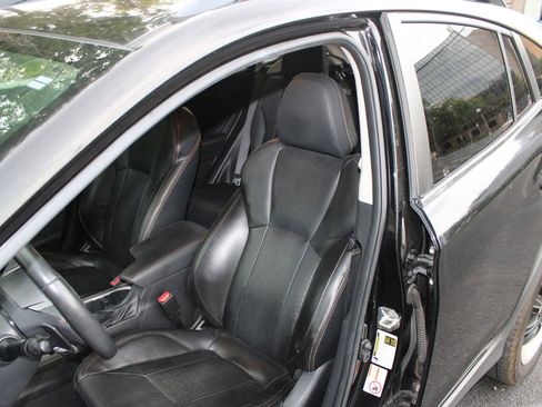 Used 2018 Subaru Crosstrek 2.0i Limited w/ Popular Package #2 AWD/4WD image 8