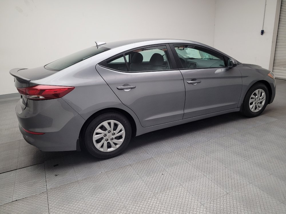 Used 2017 Hyundai Elantra SE w/ Cargo Package FWD image 10