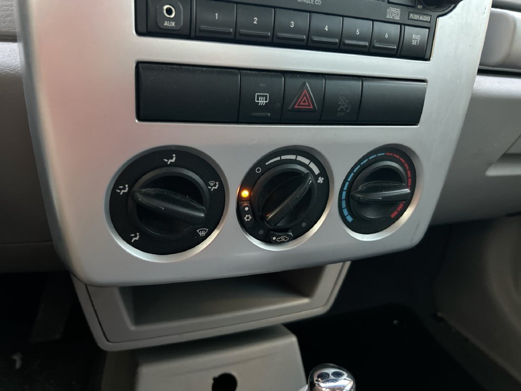Used 2008 Chrysler PT Cruiser FWD image 18