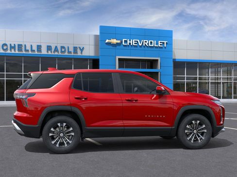 New 2026 Chevrolet Equinox LT w/ Convenience Package II image 31