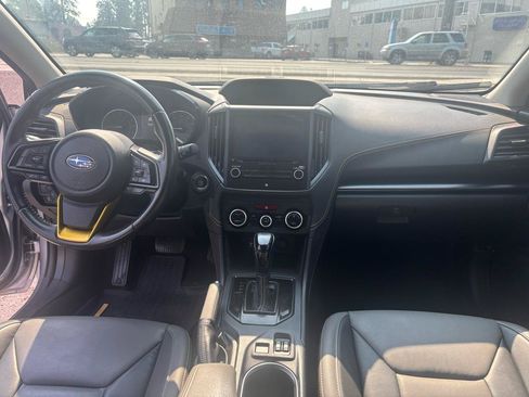 Used 2021 Subaru Crosstrek 2.5i Sport w/ Moonroof Package AWD/4WD image 12
