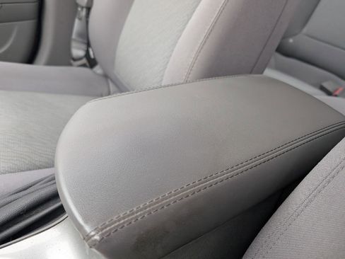 Used 2014 Chevrolet Malibu LS image 22