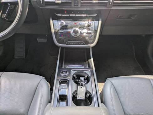 Used 2022 Lincoln Corsair Reserve AWD/4WD image 19