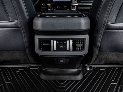 Used 2025 Ford F350 Lariat image 33