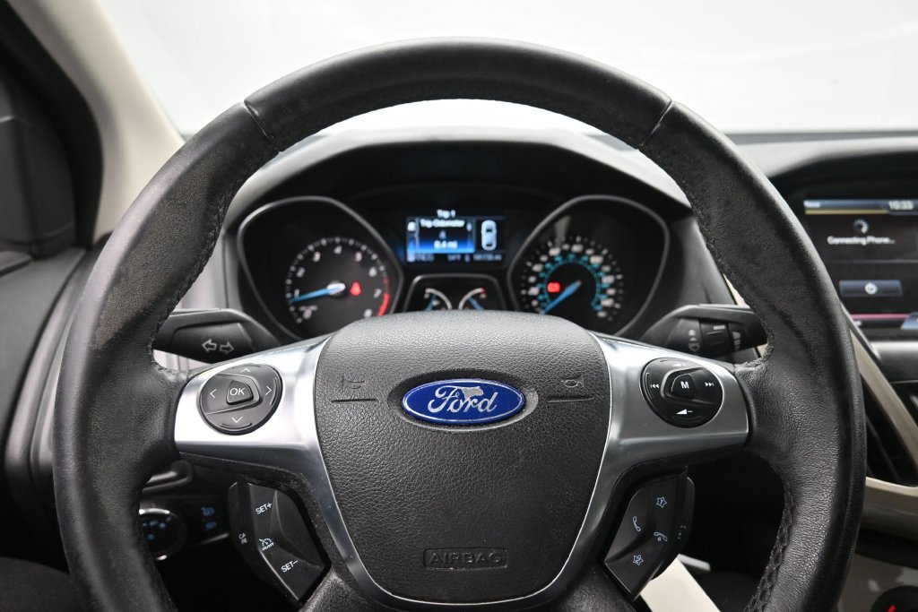 Used 2012 Ford Focus SEL FWD image 12