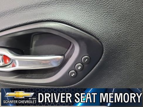 Used 2019 Jeep Cherokee Limited image 47