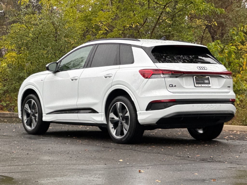 Certified 2024 Audi Q4 e-tron Prestige w/ Black Optic Package AWD/4WD image 7