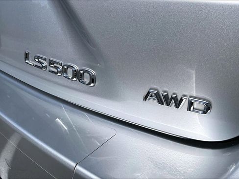 Used 2019 Lexus LS 500 AWD w/ Interior Upgrade Package image 9