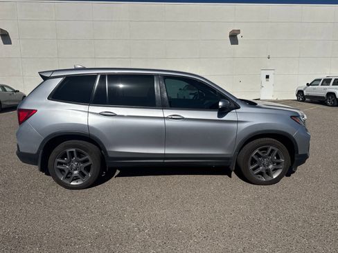 Used 2023 Honda Passport EX-L image 6