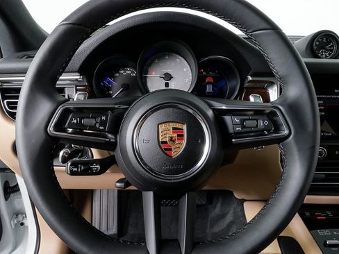 New 2026 Porsche Macan S image 9