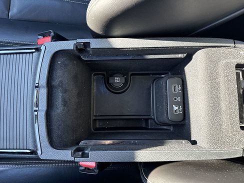 Used 2021 Chrysler 300 S image 21