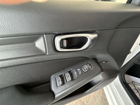 Used 2023 Honda Civic Sport image 15