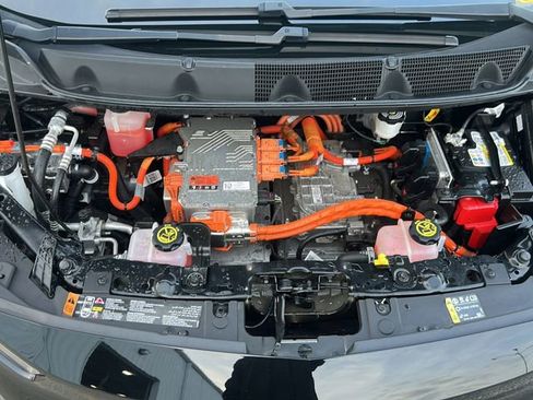 Certified 2023 Chevrolet Bolt LT image 31